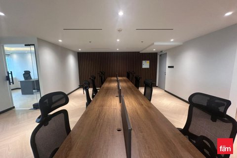 Zyrë në Dubai, Emiratet e Bashkuara Arabe 108.7 m2. № 687497 - Foto 4