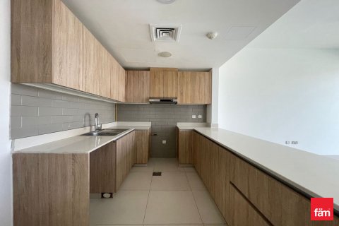 Shtëpi në qytet në Dubai, Emiratet e Bashkuara Arabe 2 dhoma gjumi, 173.4 m2. № 635709 - Foto 17