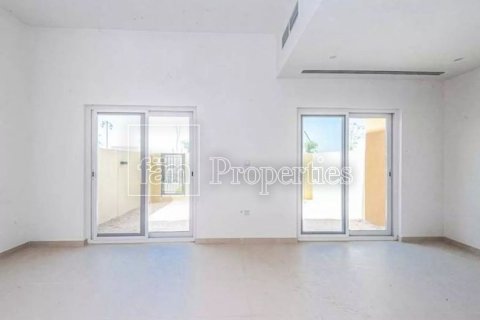 Vila di Dubai, UEA 3 kamar tidur, 161 m2 nomor 635715 - foto 9