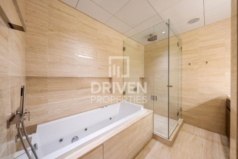 Apartment in Downtown Dubai (Downtown Burj Dubai), UAE 2 bedrooms, 191 sq.m. № 653415 - photo 15