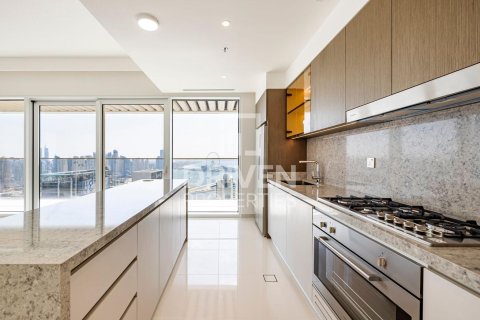 شقة للبيع في Dubai Harbour، دبي، الإمارات العربية المتحدة 3 غرفة نوم ، 196 متر مربع ، رقم 653412 - صورة 14