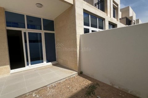 Townhouse sa DAMAC Hills (Akoya by DAMAC), Dubai, UAE 4 silid-tulugan, 112 sq.m. № 688389 - larawan 6