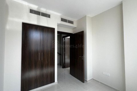 Townhouse sa DAMAC Hills (Akoya by DAMAC), Dubai, UAE 4 silid-tulugan, 112 sq.m. № 688389 - larawan 17