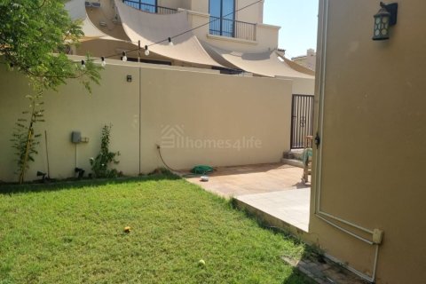 Kuća u nizu u Reem, Dubai, UAE 4 spavaćih soba, 297 m2 Br. 720657 - fotografija 3
