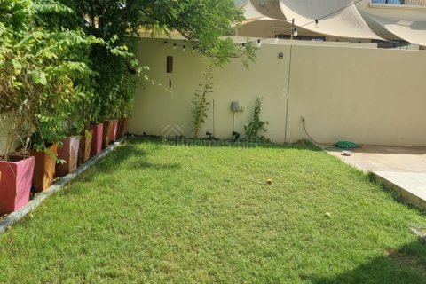 Kuća u nizu u Reem, Dubai, UAE 4 spavaćih soba, 297 m2 Br. 720657 - fotografija 5