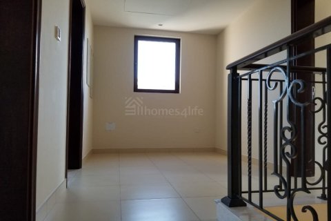 Rekkehus til leie i Reem, Dubai, Emiratene 4 soverom, 297 kvm Nr. 720657 - Foto 12