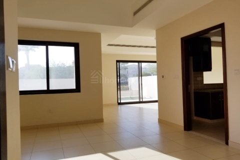 Kuća u nizu u Reem, Dubai, UAE 4 spavaćih soba, 297 m2 Br. 720657 - fotografija 1