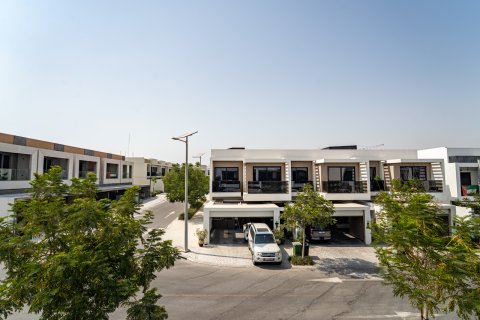 Townhouse in Dubai, UAE 4 bedrooms, 323 sq.m. № 734288