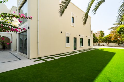 ویلا برای فروش در  Jumeirah Village Triangle، Dubai، امارات متحده عربی  5 خوابه ، 418 متر مربع ، شماره 734291 - تصویر 23