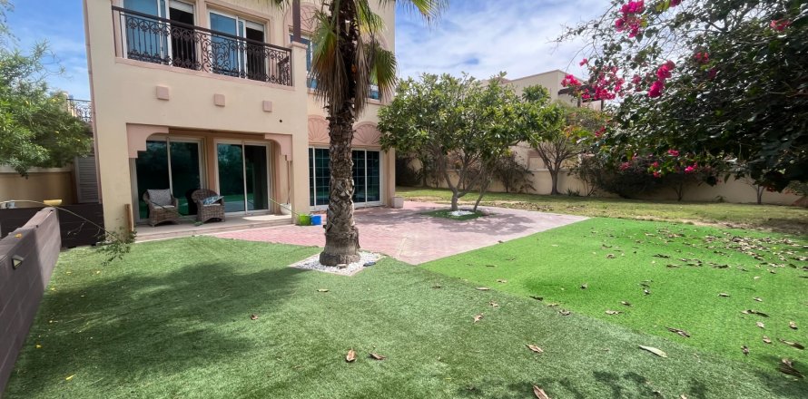 Vila di Jumeirah Village Triangle, Dubai, UEA 2 kamar tidur, 250 m2 nomor 734287