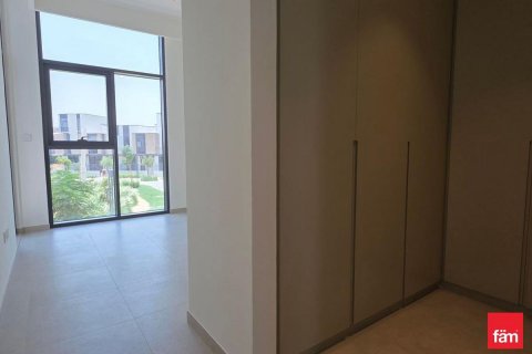 Üürile anda villa asukohaga Dubai, AÜE: 3 magamistoaga, 168 m² Nr 641455 - pilt 12