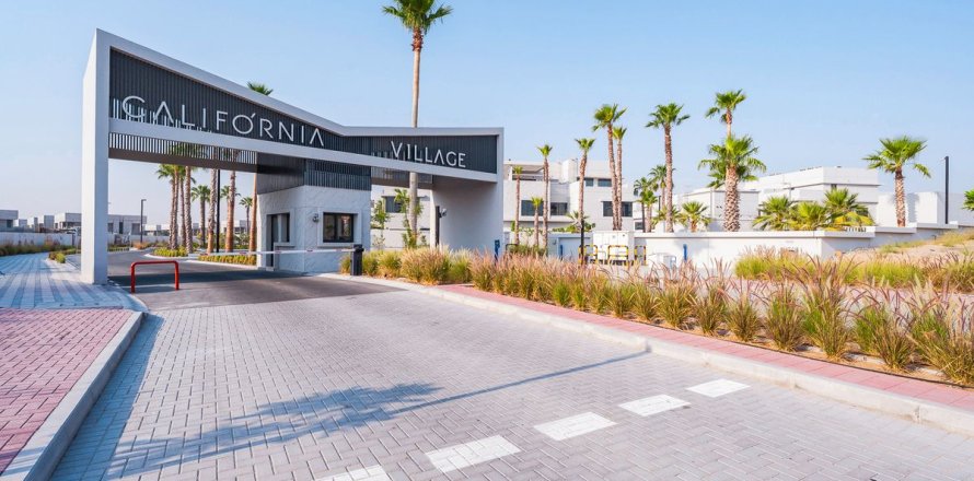 Korter asukohaga Dubai, AÜE: 2 magamistoaga, 107.8 m² Nr 641457