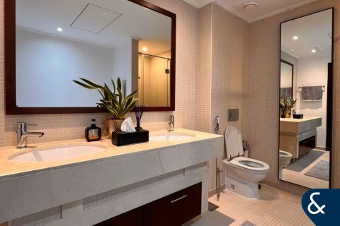 דירה להשכרה ב Dubai Marina, Dubai, איחוד האמירויות 2 חדרי שינה, 145 מ"ר, מספר 668373 - תמונה 11