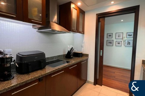 דירה להשכרה ב Dubai Marina, Dubai, איחוד האמירויות 2 חדרי שינה, 145 מ"ר, מספר 668373 - תמונה 4