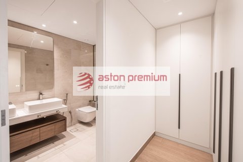 Зняти в оренду квартиру в Umm Suqeim, Дубай, ОАЕ 2 спальні, 104.8м2, № 670262 - фото 18