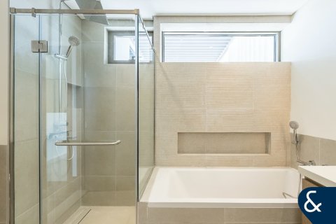 Huvila Al Furjan, Dubai, Arabiemiraatit 4 makuuhuonetta, 335 m2 № 667901 - kuva 24