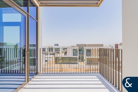 Huvila Al Furjan, Dubai, Arabiemiraatit 4 makuuhuonetta, 335 m2 № 667901 - kuva 18