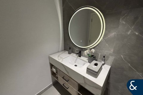 Motor City, Dubai, UAE의 임대용 아파트 침실 1개, 98제곱미터 번호 667905 - 사진 16