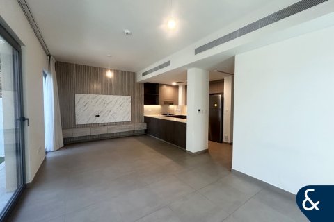 Városi lakóépület itt: Tilal Al Ghaf, Dubai, EAE, 4 hálószoba, 219 m², azonosító: 667902 - fénykép 2