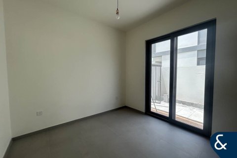 Városi lakóépület itt: Tilal Al Ghaf, Dubai, EAE, 4 hálószoba, 219 m², azonosító: 667902 - fénykép 4