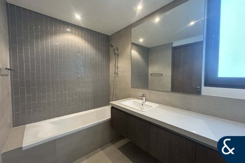 Városi lakóépület itt: Tilal Al Ghaf, Dubai, EAE, 4 hálószoba, 219 m², azonosító: 667902 - fénykép 7