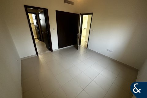 Зняти в оренду віллу в Рим, Дубай, ОАЕ 3 спальні, 235м2, № 667904 - фото 15