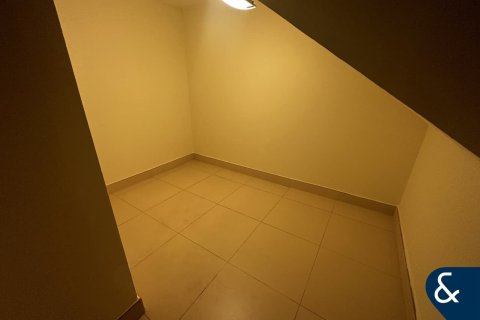 Зняти в оренду віллу в Рим, Дубай, ОАЕ 3 спальні, 235м2, № 667904 - фото 18