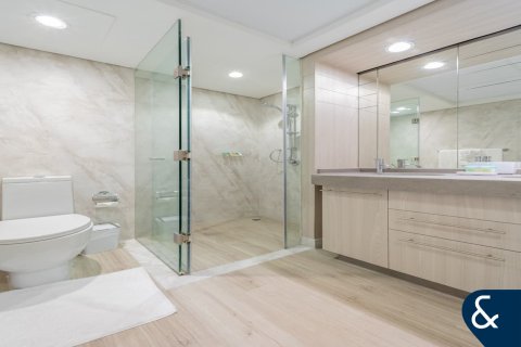 Apartamento en alquiler en Downtown Dubai (Downtown Burj Dubai), Dubai, EAU 2 dormitorios, 125 m2 № 667907 - foto 15