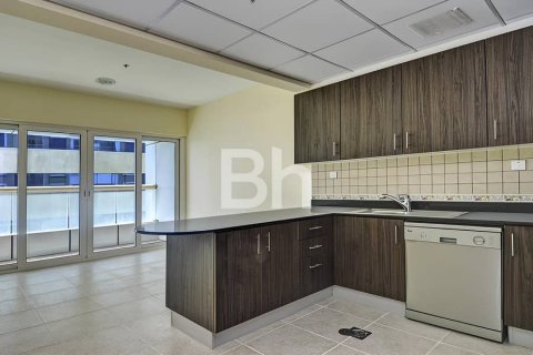 Lägenhet till försäljning i Dubai Marina, Dubai, UAE 2 sovrum, 124 kvm Nr. 643545 - fotografi 8