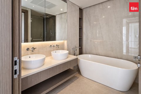 Apartament në Business Bay, Dubai, Emiratet e Bashkuara Arabe 2 dhoma gjumi, 148.1 m2. № 765958 - Foto 10