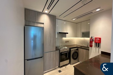 شقة للإيجار في أبراج بحيرة جميرا، دبي، الإمارات العربية المتحدة 1 غرفة نوم ، 80 متر مربع ، رقم 671392 - صورة 3