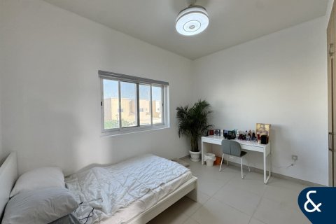 Villa en alquiler en Dubai Land, Dubai, EAU 4 dormitorios, 230 m2 № 671397 - foto 17