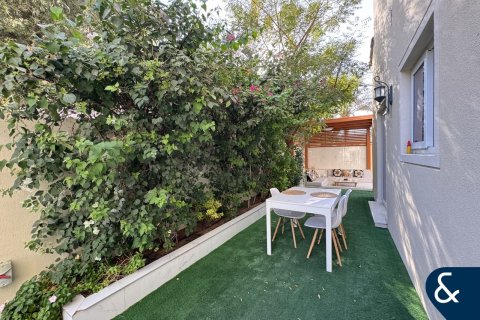 Villa en alquiler en Dubai Land, Dubai, EAU 4 dormitorios, 230 m2 № 671397 - foto 23