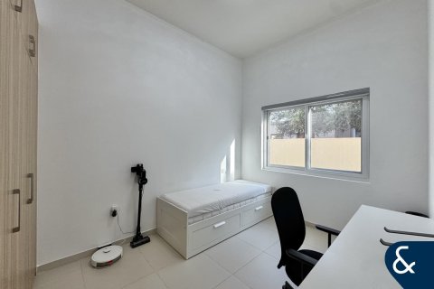 Villa en alquiler en Dubai Land, Dubai, EAU 4 dormitorios, 230 m2 № 671397 - foto 8