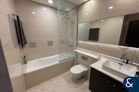 Apartament në Downtown Dubai (Downtown Burj Dubai), Emiratet e Bashkuara Arabe 2 dhoma gjumi, 128 m2. № 671391 - Foto 11