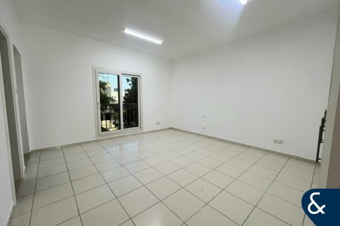 Villa The Springs, Dubaijā, AAE 3 istabas, 255 m2 Nr. 671395 - attēls 3