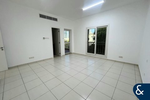 Villa The Springs, Dubaijā, AAE 3 istabas, 255 m2 Nr. 671395 - attēls 6