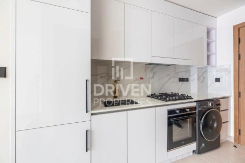 Apartment in Jumeirah Village Circle, Dubai, UAE 1 room, 32.42 sq.m. № 743697 - photo 6