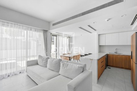Villa till försäljning i Dubai Land, Dubai, UAE 3 sovrum, 163.6 kvm Nr. 743692 - fotografi 2
