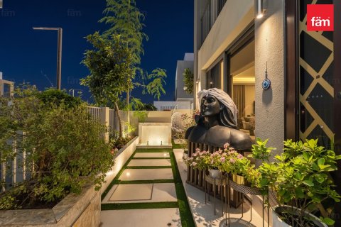 Villa in Dubai Hills Estate, Dubai, VAE: 4 Schlafzimmer, 452.3 m2 Nr. 699970
