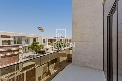 Vila u Al Furjan, Dubai, UAE 4 spavaćih soba, 608.61 m2 Br. 756788 - fotografija 24