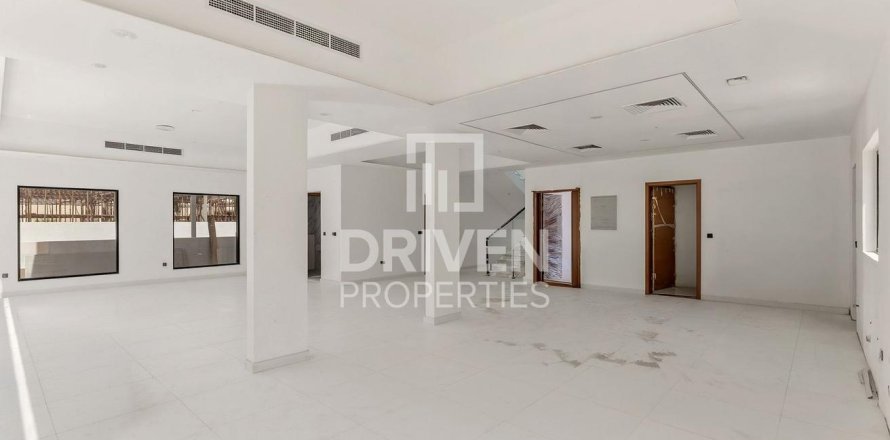 Vila u Al Furjan, Dubai, UAE 608.61 m2, 4 spavaćih soba Br. 756788