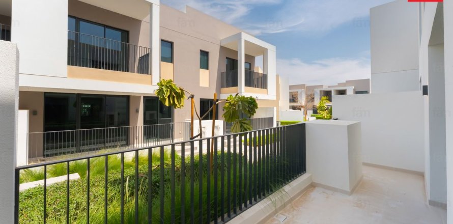 Villa in Dubai, VAE: 3 Schlafzimmer, 125.1 m2 Nr. 769245