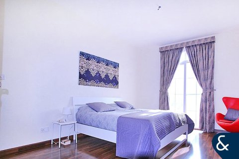 Vila di Arabian Ranches, Dubai, UEA 4 kamar tidur, 253 m2 nomor 666291 - foto 11