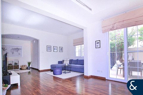 Vila di Arabian Ranches, Dubai, UEA 4 kamar tidur, 253 m2 nomor 666291 - foto 4