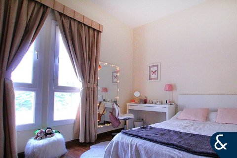 Vila di Arabian Ranches, Dubai, UEA 4 kamar tidur, 253 m2 nomor 666291 - foto 8