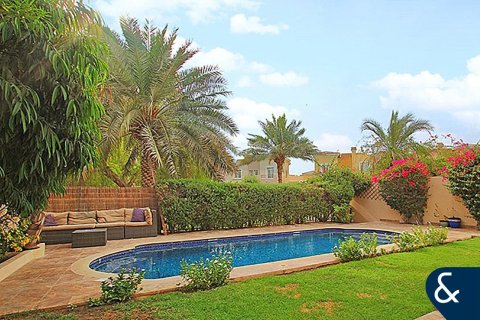 Vila di Arabian Ranches, Dubai, UEA 4 kamar tidur, 253 m2 nomor 666291 - foto 1