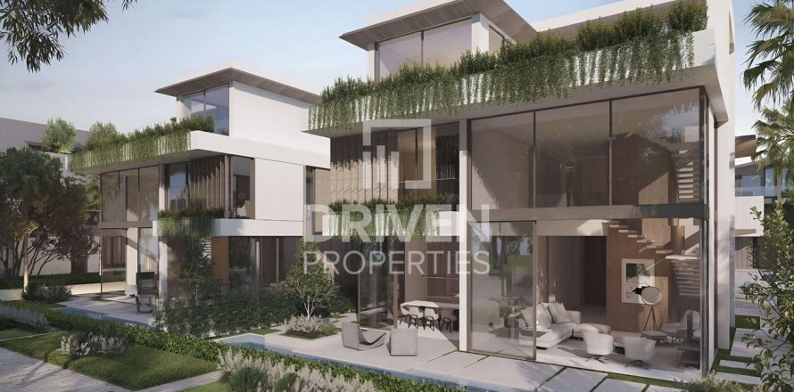 Вилла в Nadd Al Sheba, Дубай, ОАЭ 4 спальни, 658м2 № 682763