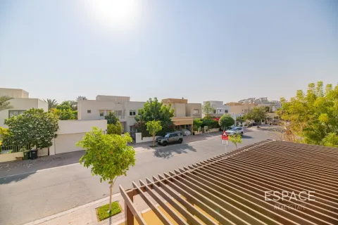 Vila u gradu Meadows, Dubai, UAE 4 spavaće sobe, 381 m2 Br. 661258 - Slika 18