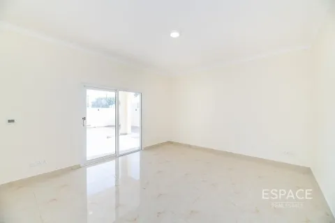 Vila u gradu Meadows, Dubai, UAE 4 spavaće sobe, 381 m2 Br. 661258 - Slika 4